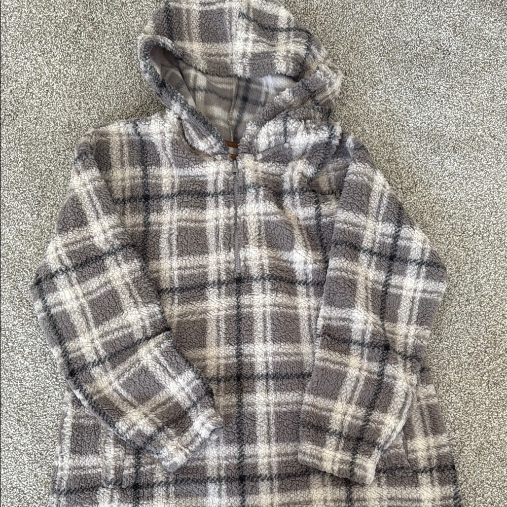 Koolaburra by UGG Brushed Back Sherpa Hoodie Pullover in Plaid size large